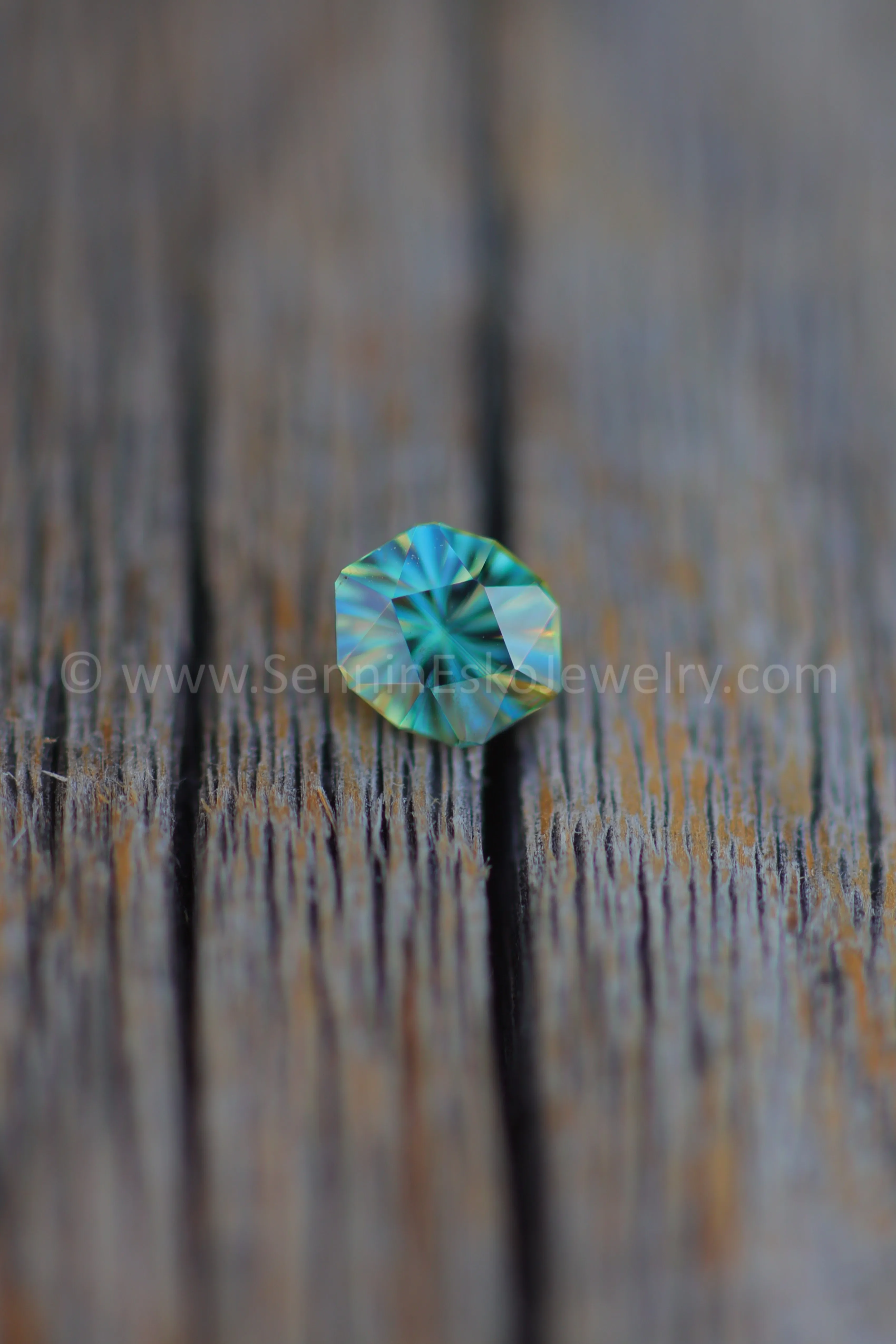 0.9 Carat Green/Yellow Sapphire Hexagonal Cushion -  6.4x5.4mm - Galaxy Cut