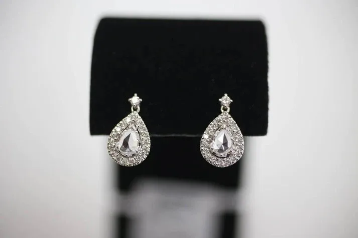 14K White Gold Diamond Tear Drop Earring CTW 0.70