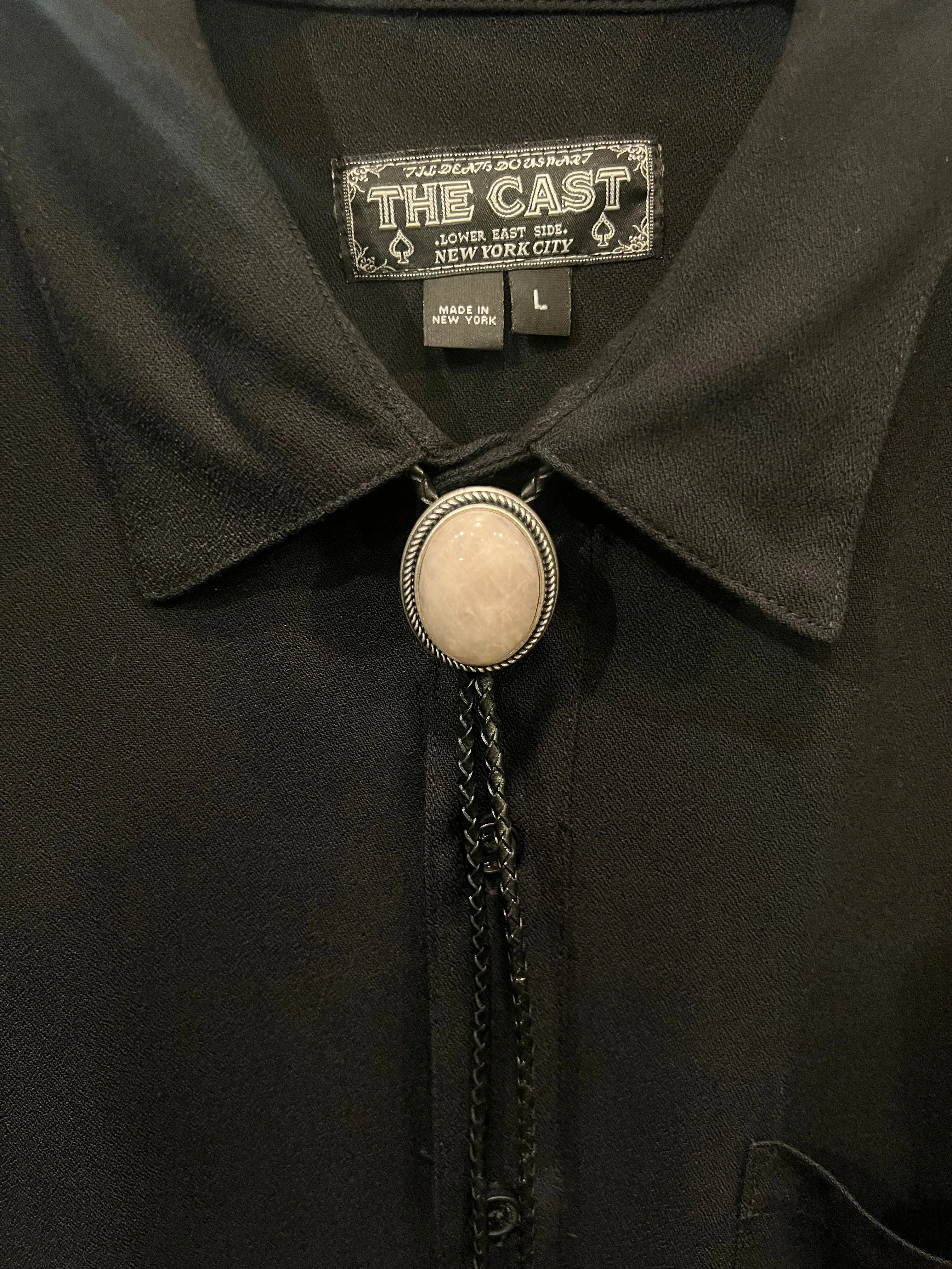 BOLO TIE (PEARL ONYX)