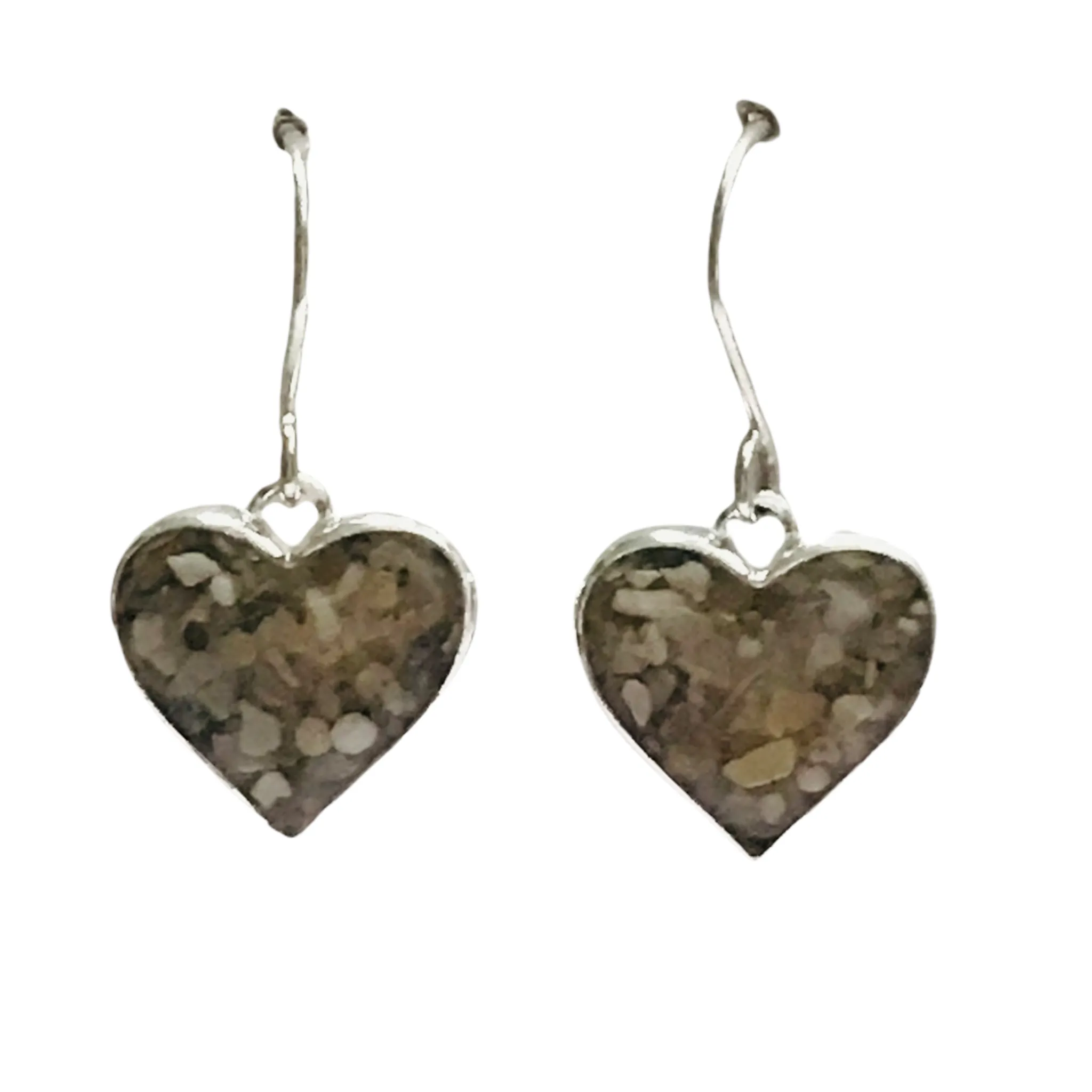 Dune Jewelry Full Heart Earrings