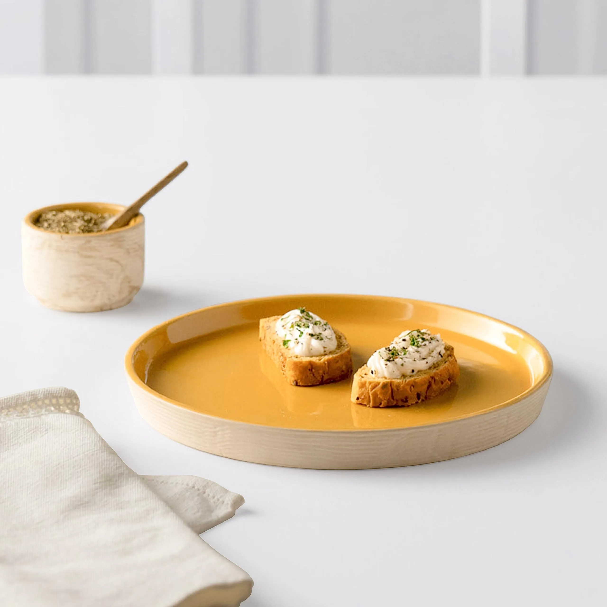 Ellementry Amber Love Ceramic Dinner and Side Plate Combo (Set of 8) (4 of Each) | Dishwasher Safe | Food Grade | Dinnerware | Bone-Ash Free | Crockery for Dining & Gifting