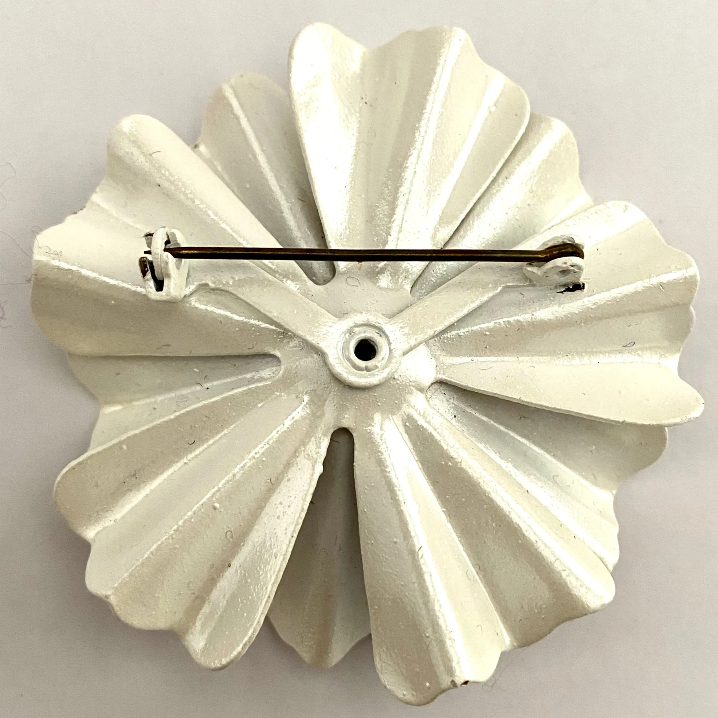 Late 60s/ Early 70s White & Gold Enamel Flower