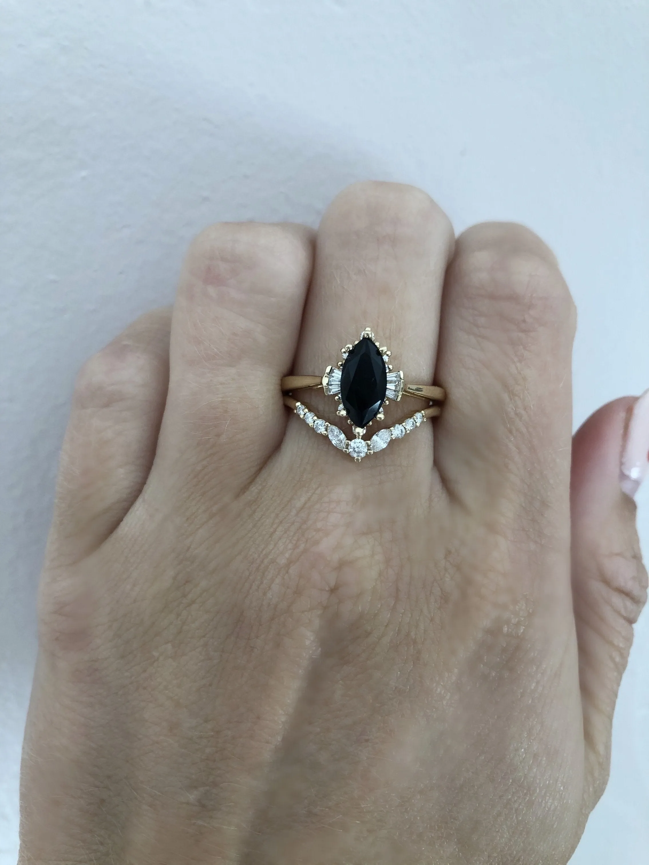 Onyx Astro Ring