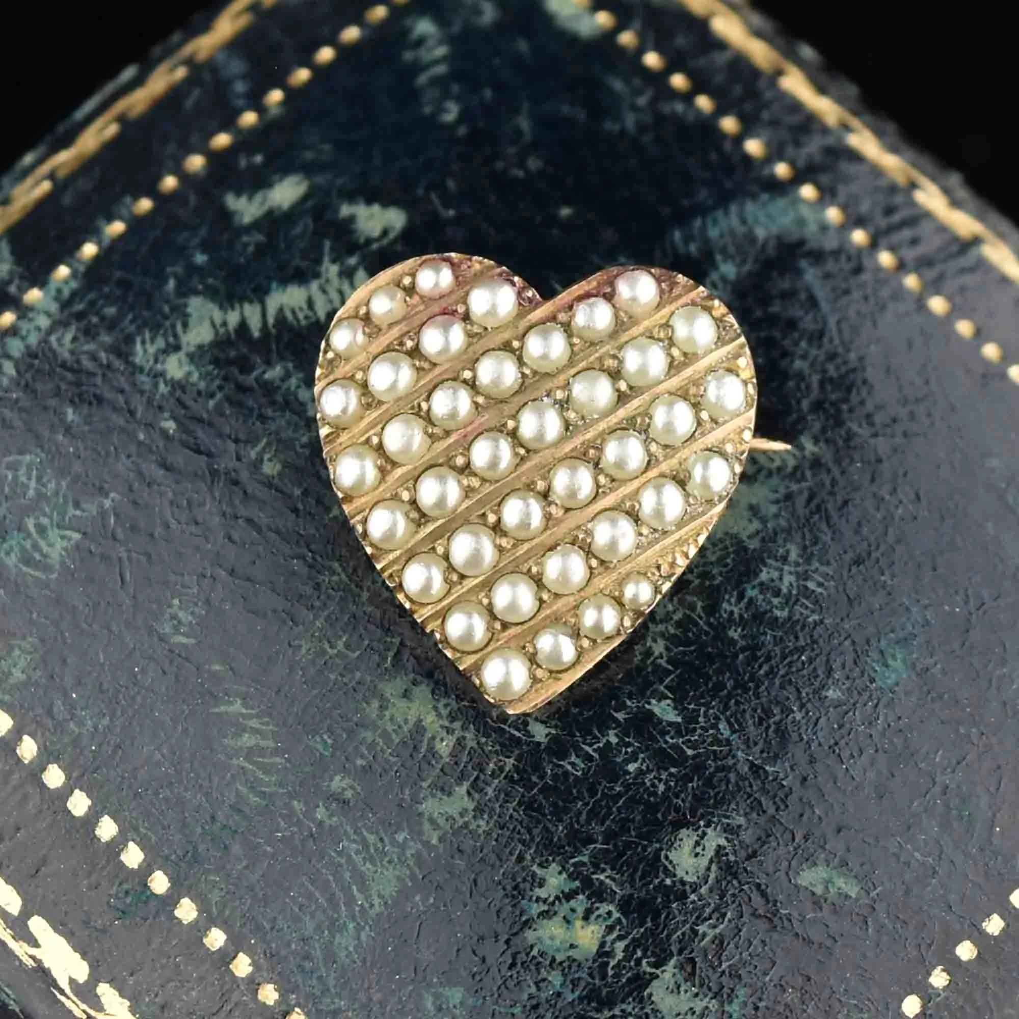 Vintage 10K Gold Seed Pearl Heart Brooch