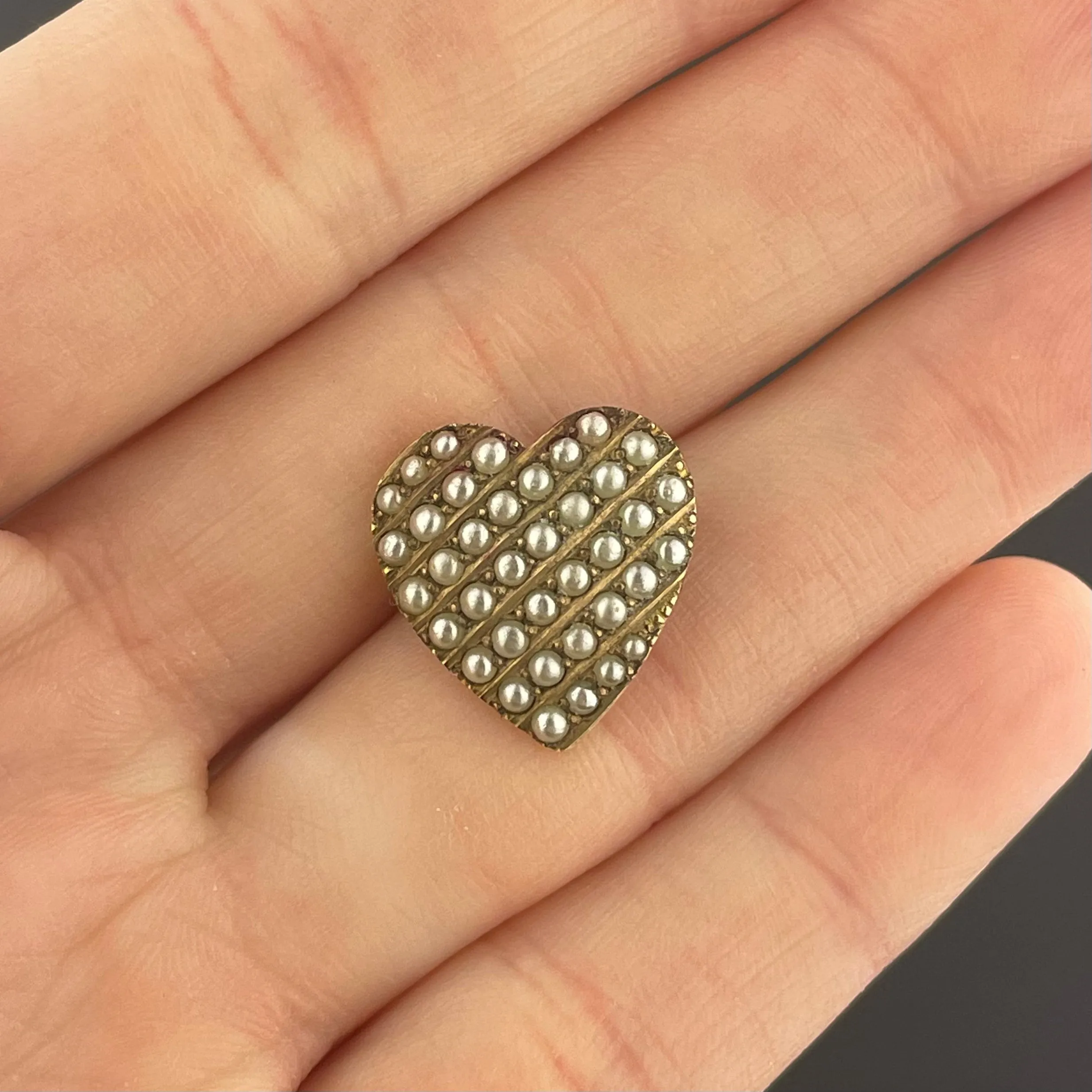 Vintage 10K Gold Seed Pearl Heart Brooch