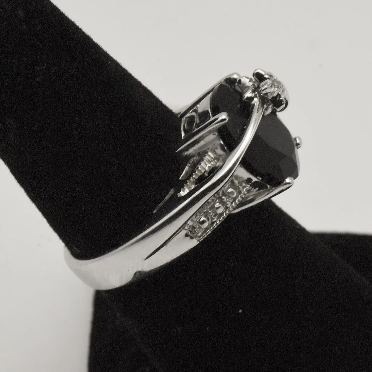 Vintage Black Onyx and Diamond Sterling Silver Ring - Size 6