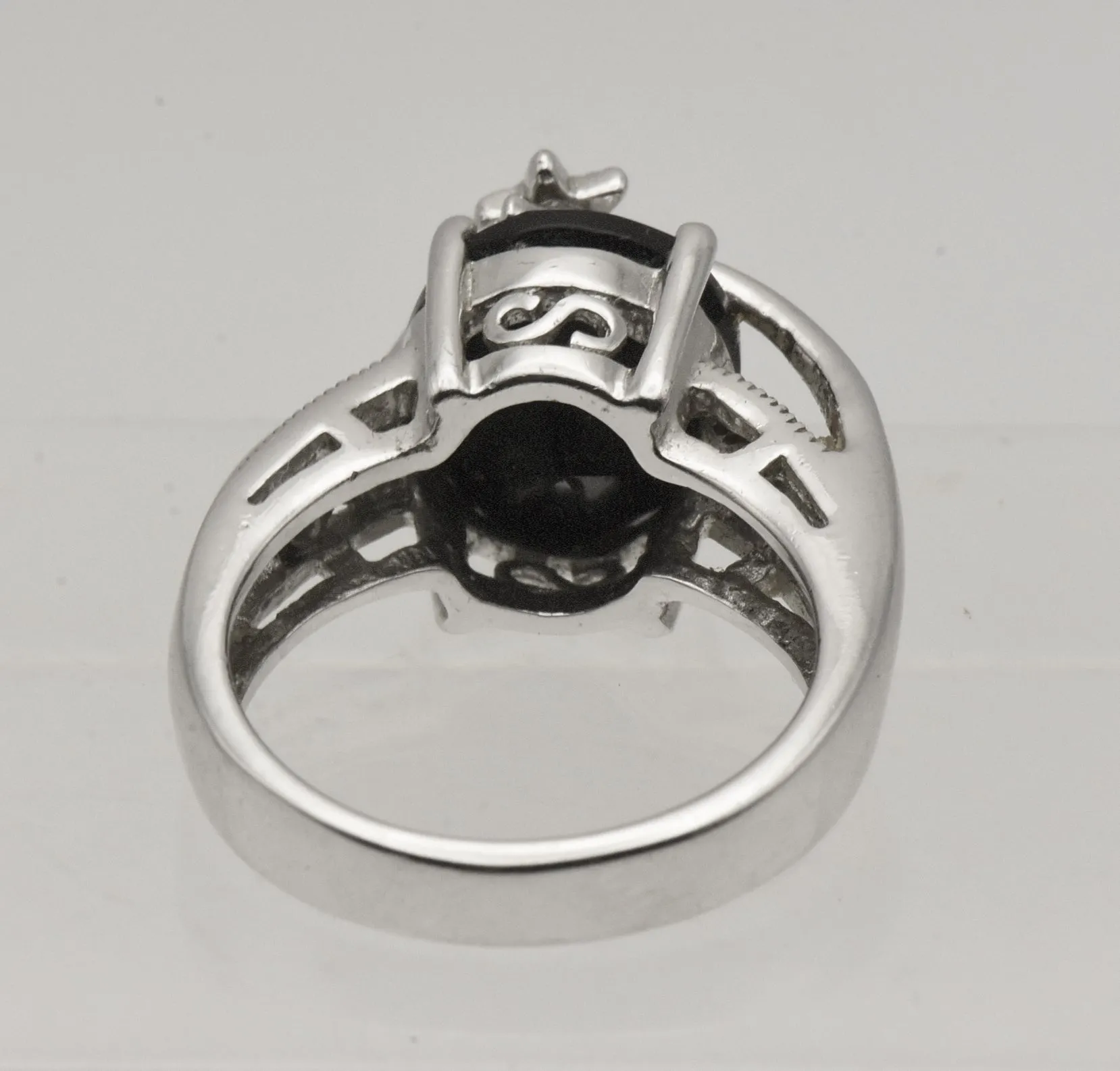 Vintage Black Onyx and Diamond Sterling Silver Ring - Size 6