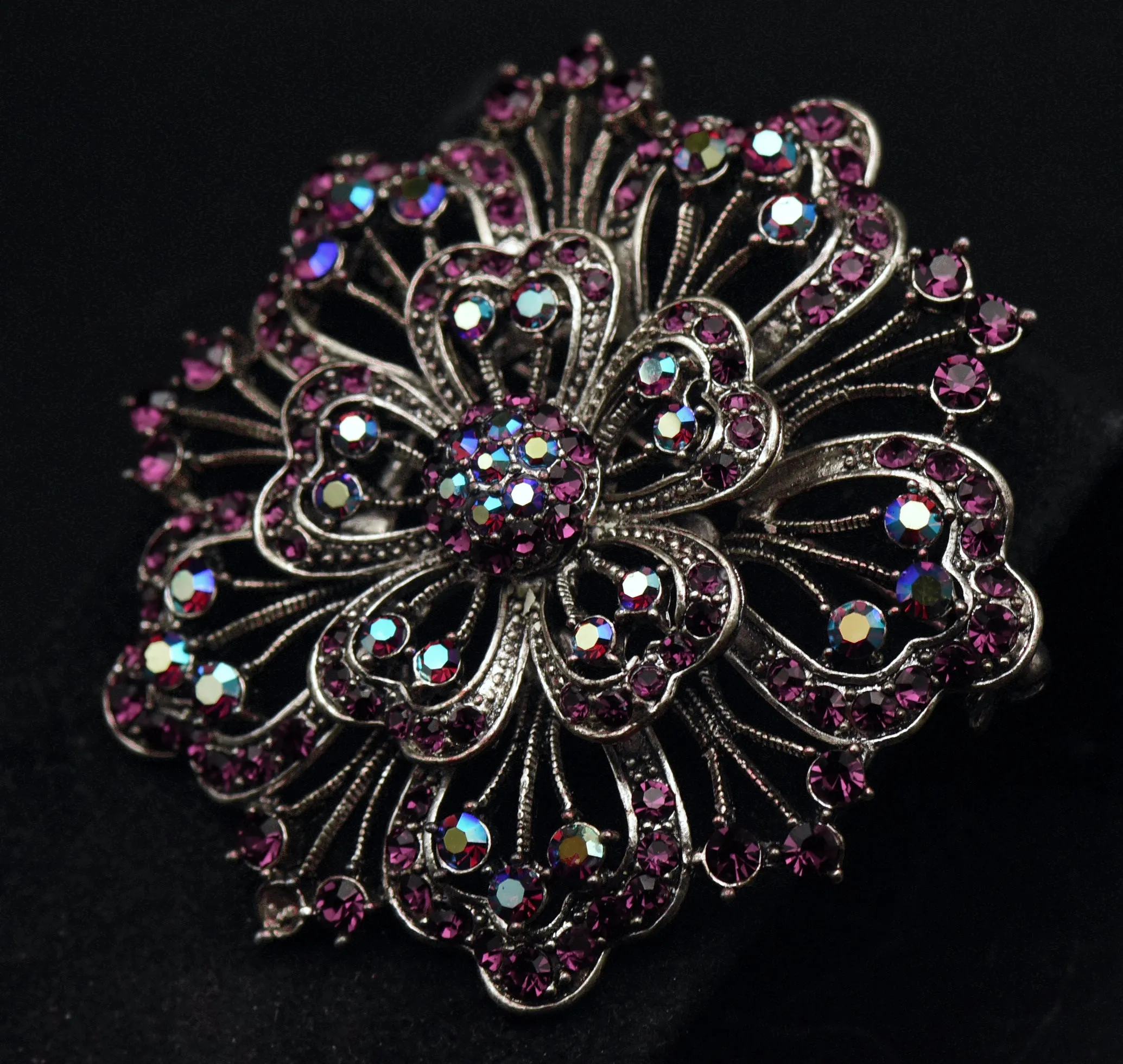 Vintage Ornate Floral Brooch